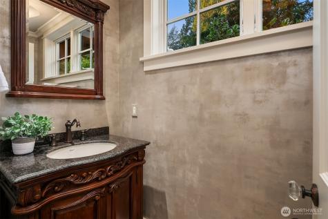 10605 SE 30th Street Bellevue WA 98004