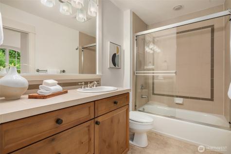 10605 SE 30th Street Bellevue WA 98004