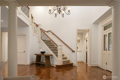 10605 SE 30th Street Bellevue WA 98004