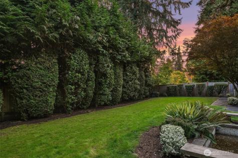 10605 SE 30th Street Bellevue WA 98004