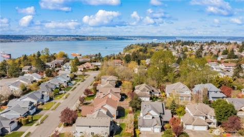 3918 Norpoint Way NE Tacoma WA 98422