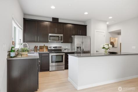 16201 Meadow Road Lynnwood WA 98087