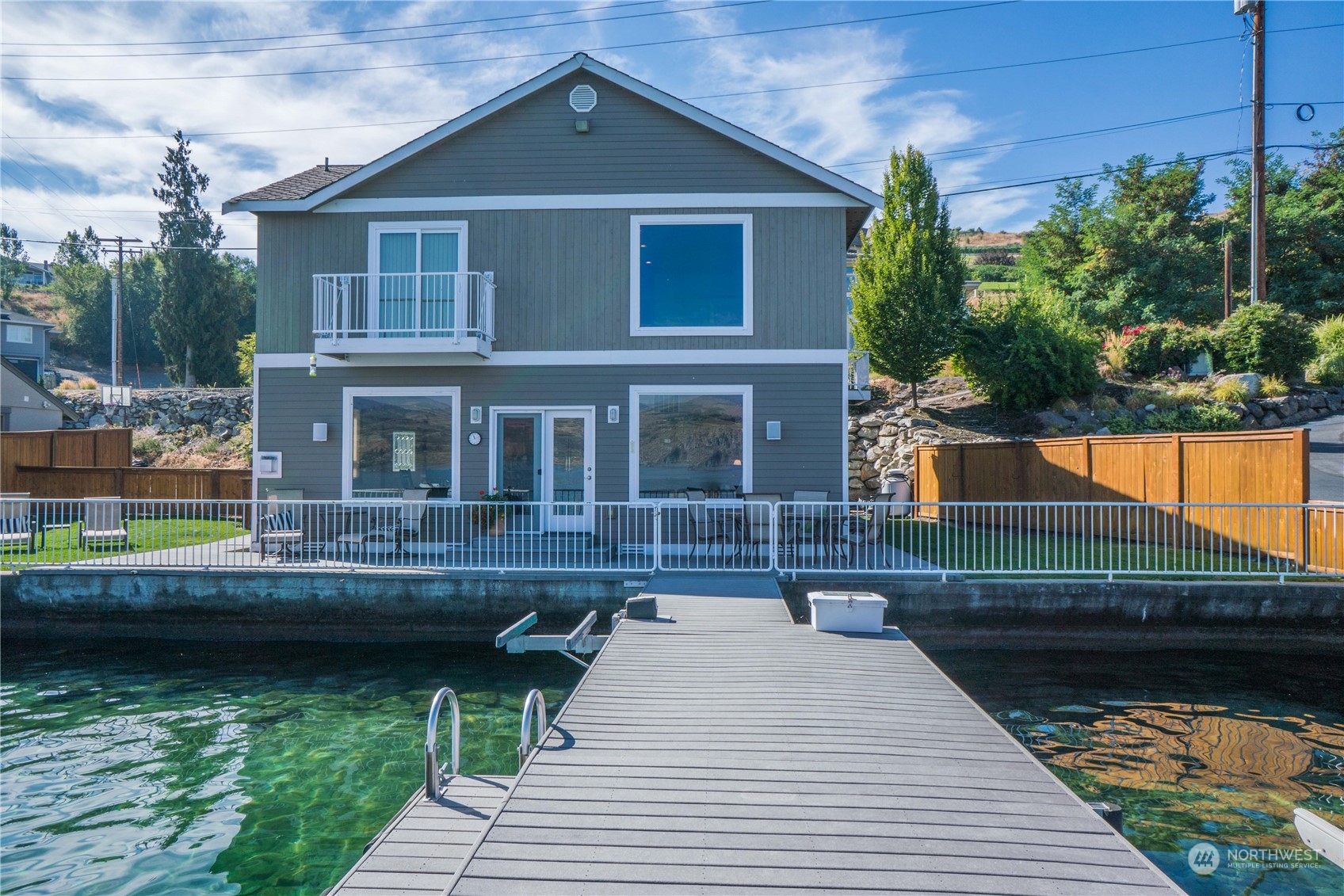 1112 S Lakeshore Road Chelan WA 98816