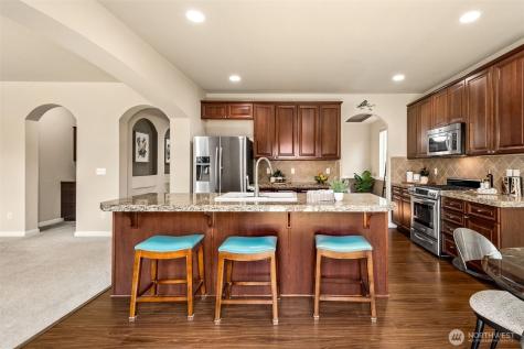25223 136th Avenue SE Kent WA 98042