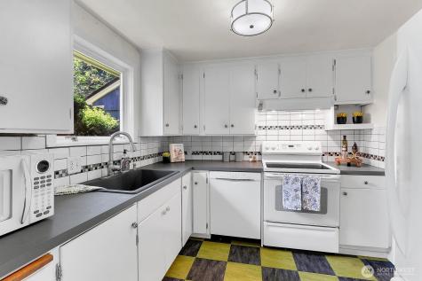 10515 1st Avenue NW Seattle WA 98177
