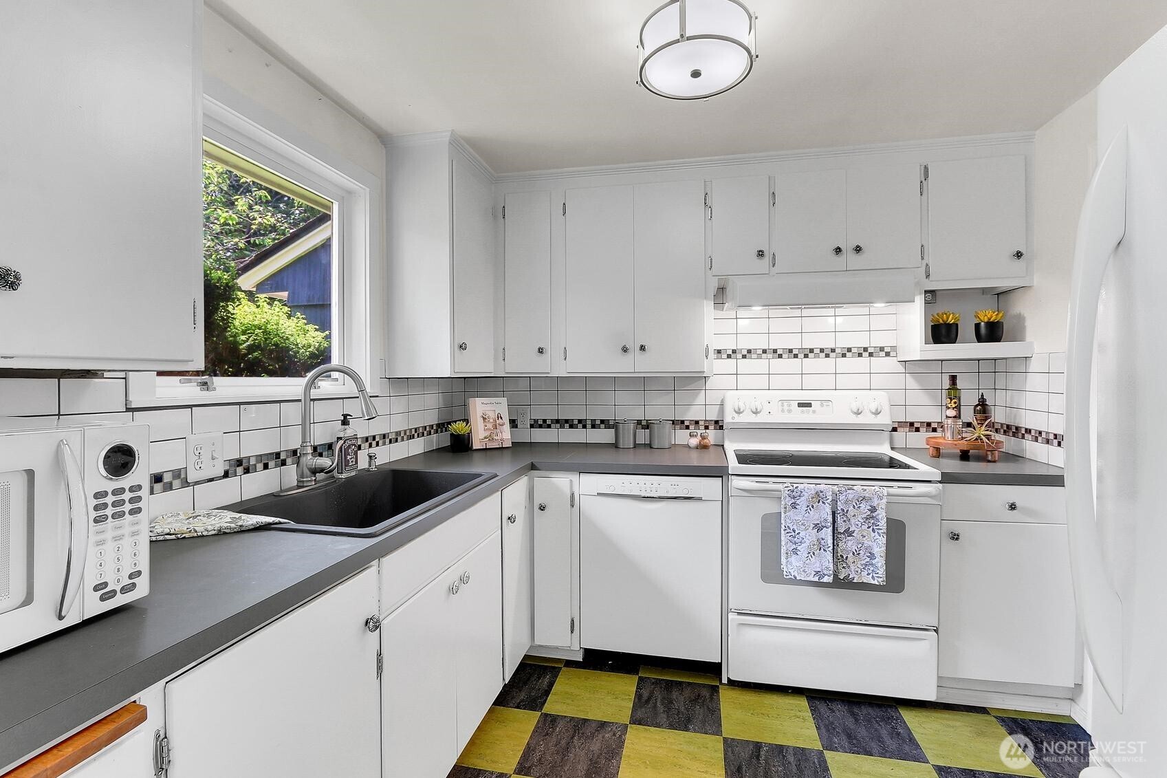10515 1st Avenue NW Seattle WA 98177