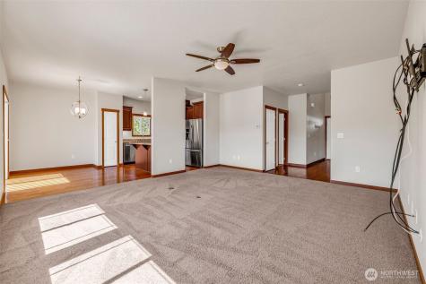 17127 Lakepoint Drive SE Yelm WA 98597