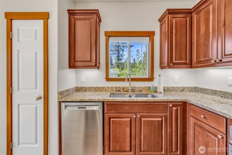 17127 Lakepoint Drive SE Yelm WA 98597