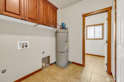 17127 Lakepoint Drive SE Yelm WA 98597