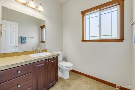 17127 Lakepoint Drive SE Yelm WA 98597