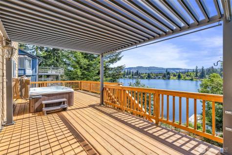 17127 Lakepoint Drive SE Yelm WA 98597