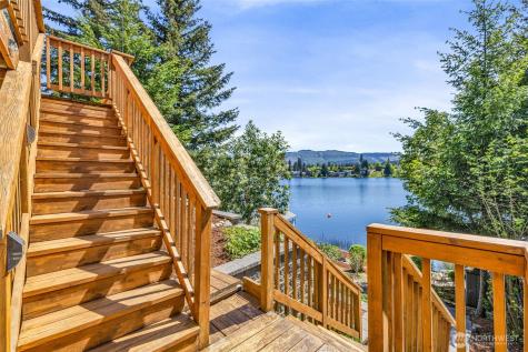 17127 Lakepoint Drive SE Yelm WA 98597