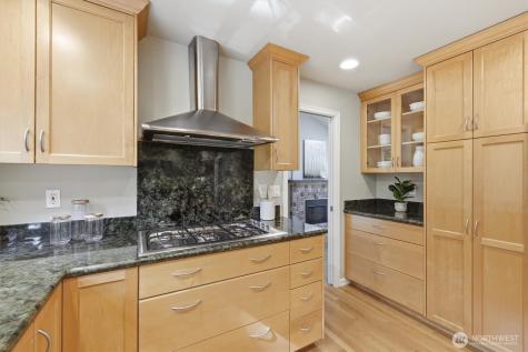 4423 156th Place SE Bellevue WA 98006