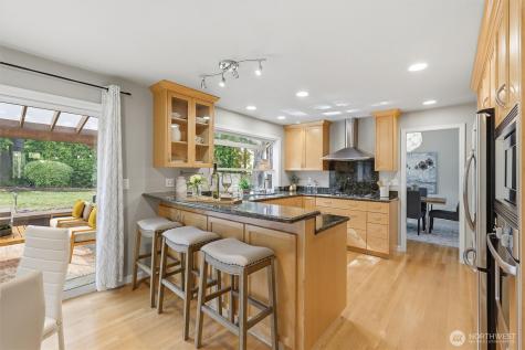 4423 156th Place SE Bellevue WA 98006