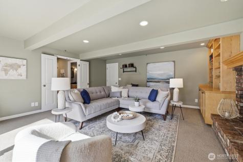 4423 156th Place SE Bellevue WA 98006