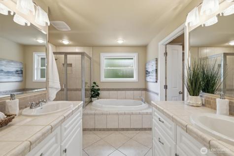4423 156th Place SE Bellevue WA 98006