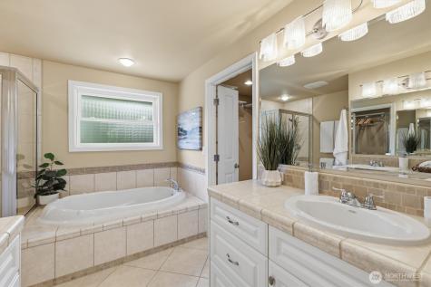 4423 156th Place SE Bellevue WA 98006