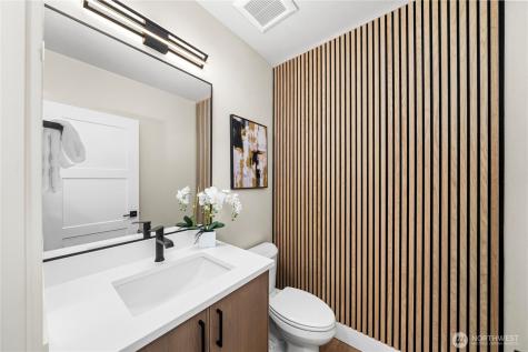 539 NW Juniper Street Issaquah WA 98027