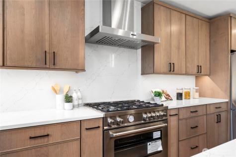 539 NW Juniper Street Issaquah WA 98027