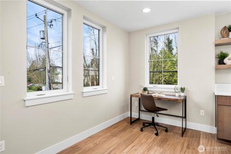 539 NW Juniper Street Issaquah WA 98027