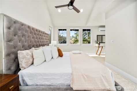 539 NW Juniper Street Issaquah WA 98027