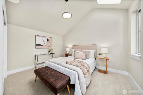 539 NW Juniper Street Issaquah WA 98027