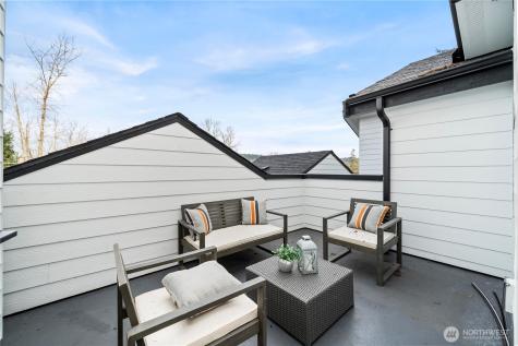 539 NW Juniper Street Issaquah WA 98027
