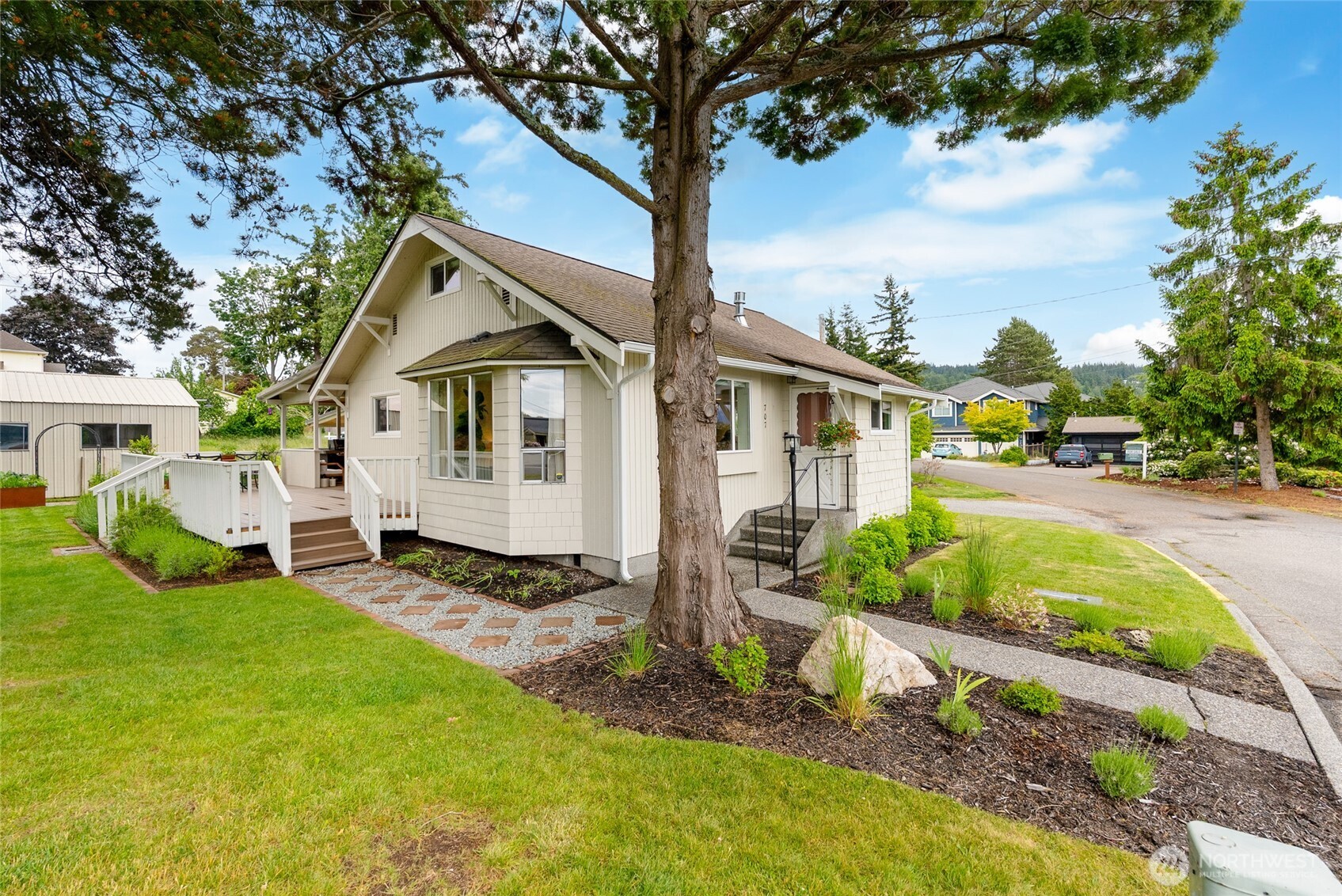 707 Poplar Drive Bellingham WA 98226