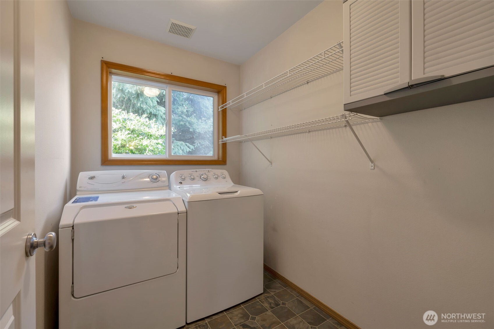 2530 10th Street SW Puyallup WA 98373