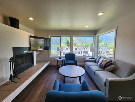 1 Lodge 638-b Manson WA 98831