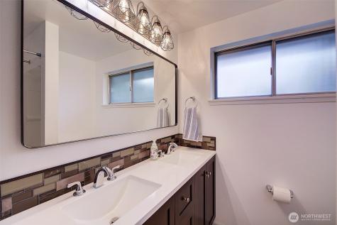 11002 147 Street E Puyallup WA 98374
