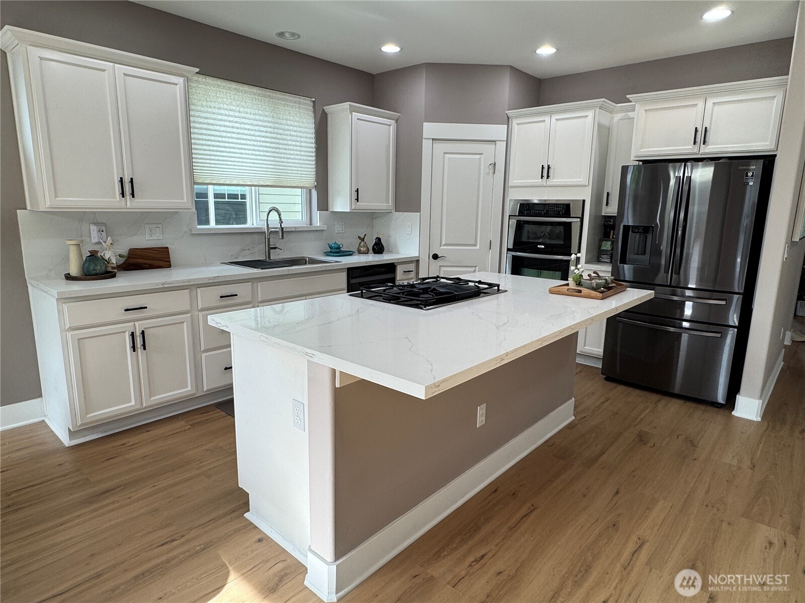 20507 9th Avenue W Lynnwood WA 98036