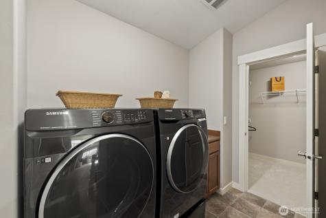 20507 9th Avenue W Lynnwood WA 98036