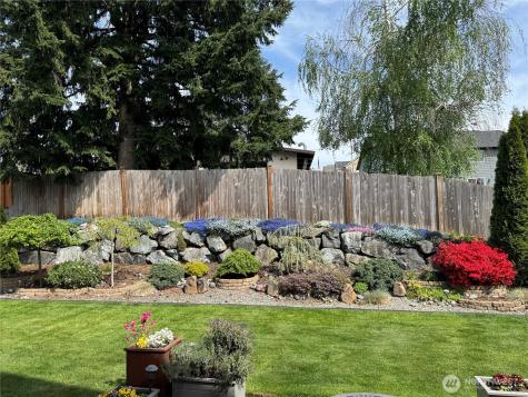 20507 9th Avenue W Lynnwood WA 98036