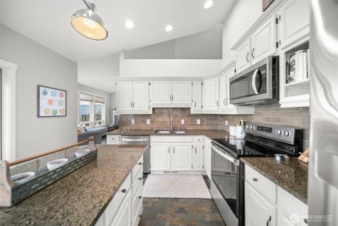 712 Vista View Place East Wenatchee WA 98802