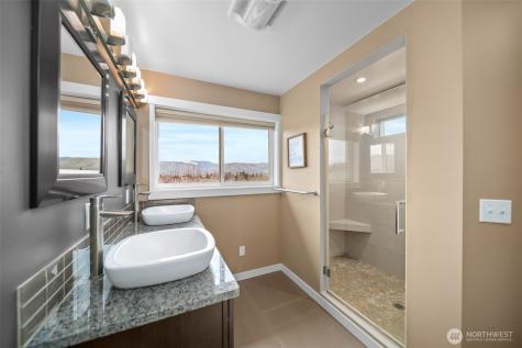 712 Vista View Place East Wenatchee WA 98802