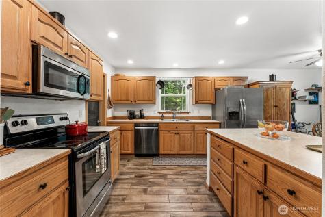 17903 Overlake Court SE Yelm WA 98597