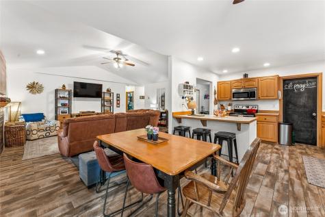 17903 Overlake Court SE Yelm WA 98597