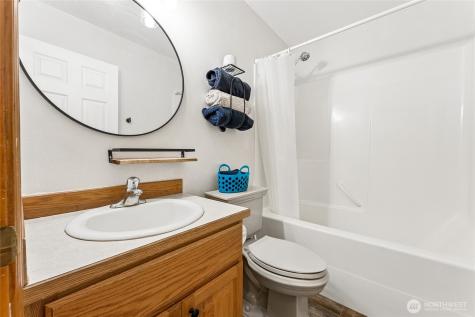 17903 Overlake Court SE Yelm WA 98597