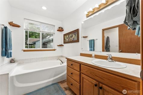 17903 Overlake Court SE Yelm WA 98597