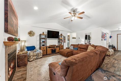 17903 Overlake Court SE Yelm WA 98597