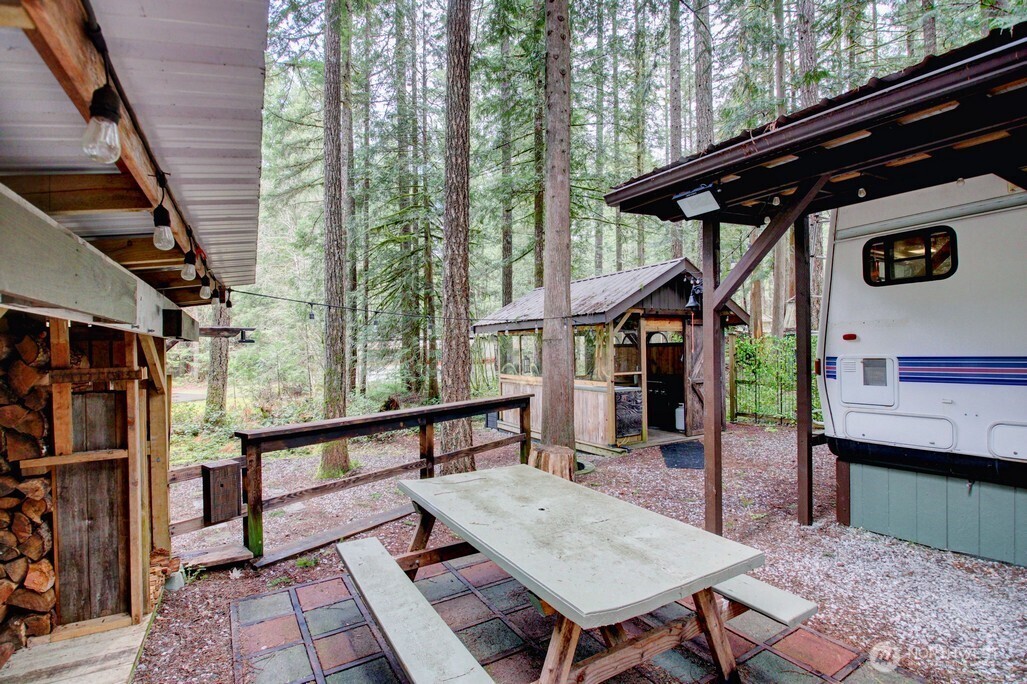122 Schinn Canyon Circle Deming WA 98244