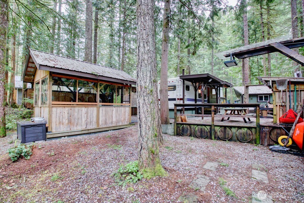 122 Schinn Canyon Circle Deming WA 98244