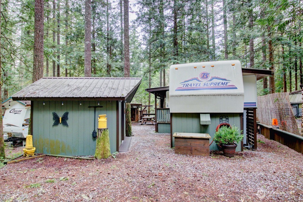 122 Schinn Canyon Circle Deming WA 98244