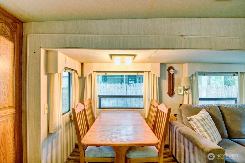 122 Schinn Canyon Circle Deming WA 98244