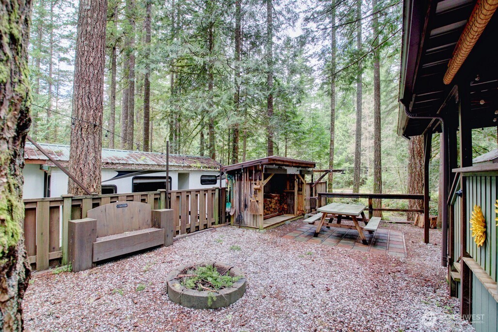 122 Schinn Canyon Circle Deming WA 98244