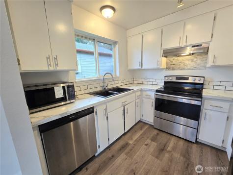 1812 W 12th Street Port Angeles WA 98363