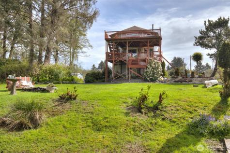 2691 State Route 109 Ocean City WA 98569