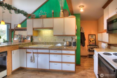 2691 State Route 109 Ocean City WA 98569