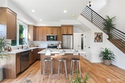 2907 Cedarwood Avenue Bellingham WA 98225